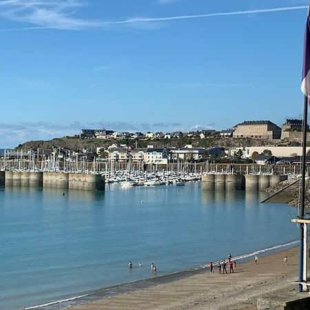 Les Pieds Dans L'Eau Acces Direct A La Plage ! Granville Bagian luar foto